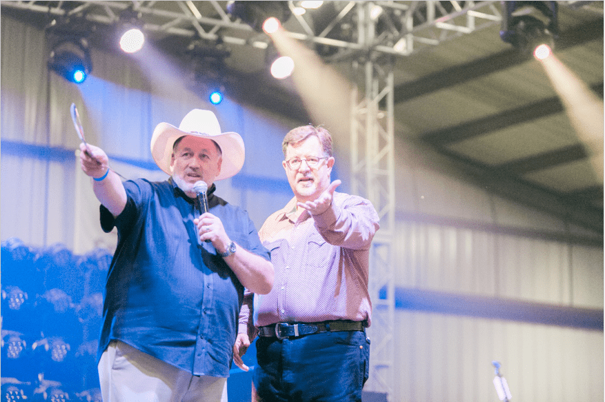 The PM Group Helps the American Cancer Society  “2016 Cattle Barons Gala” Raise Record $1,100,000 Net.  Bob & Peggy Wills Chair the Live Auction and Raise a Record $237,000