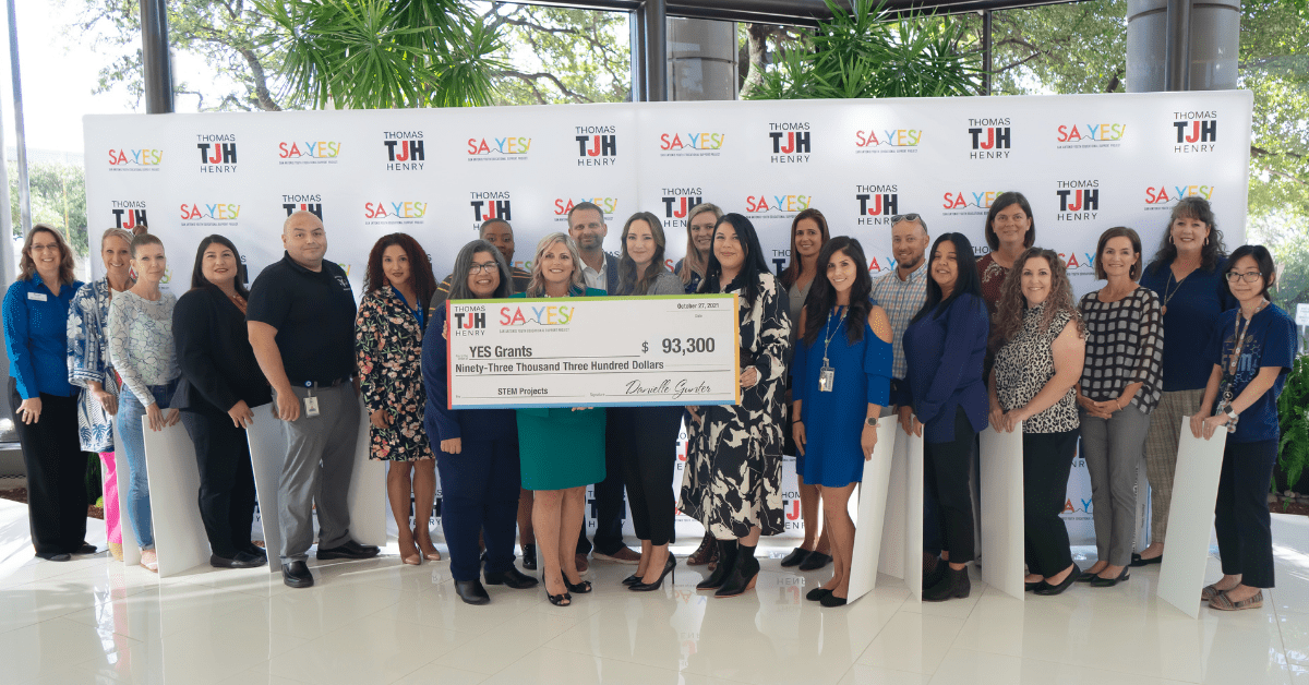 SA YES and Thomas J Henry Award Over $90,000 in STEM Grants to 12 San Antonio Area Elementary Schools